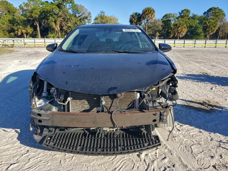 Фото 5 - TOYOTA COROLLA