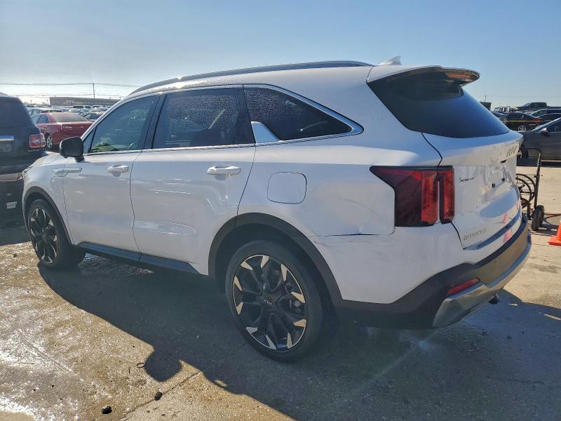 Фото 2 - KIA SORENTO