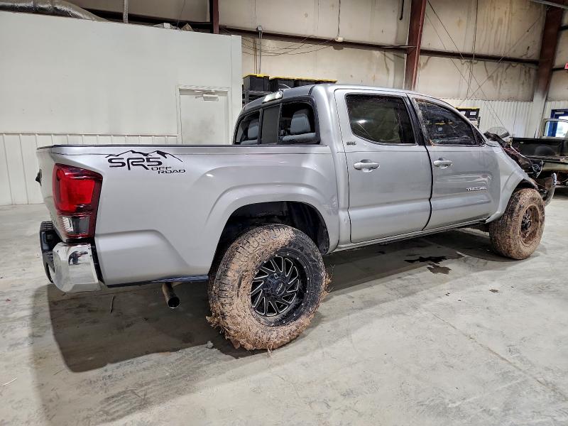 Фото 3 - TOYOTA TACOMA