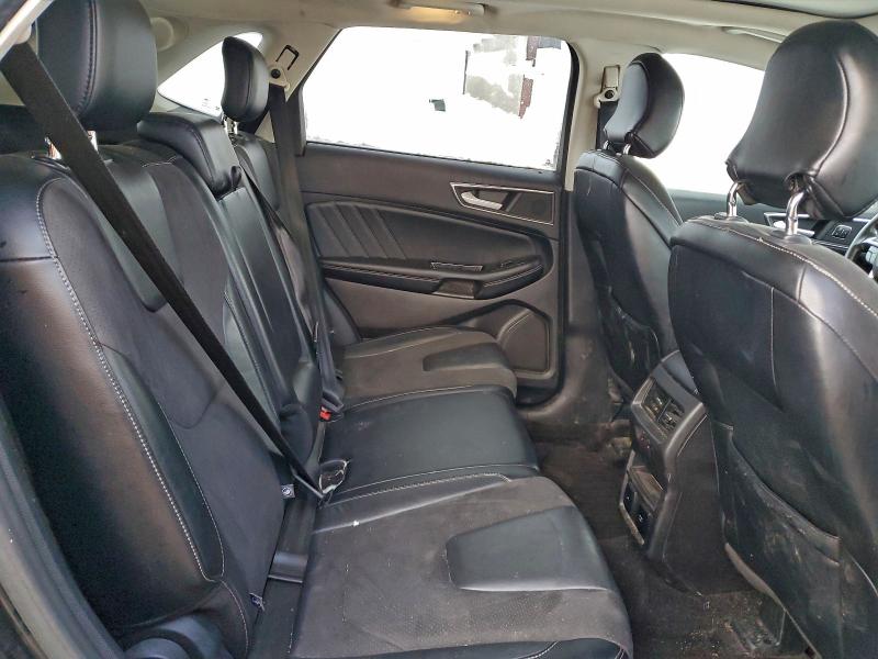 Фото 10 - FORD EDGE