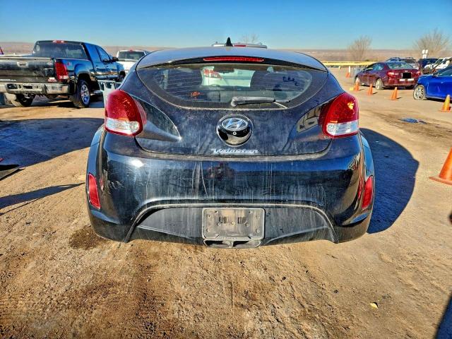 Фото 6 - HYUNDAI VELOSTER