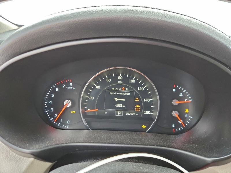 Фото 9 - KIA SORENTO