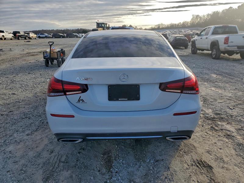 Фото 6 - MERCEDES-BENZ A-CLASS