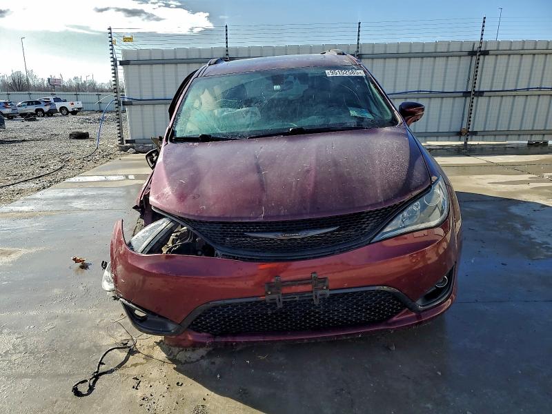 Фото 5 - CHRYSLER PACIFICA