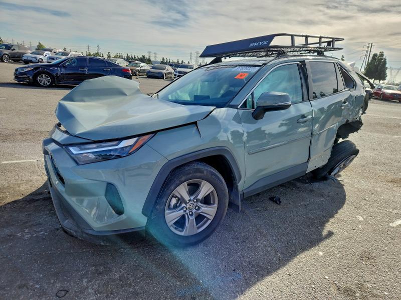 Фото 1 - TOYOTA RAV4