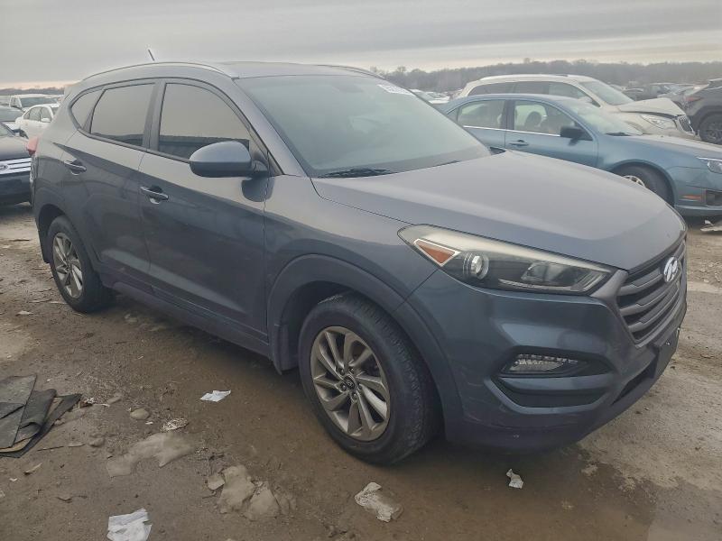 Фото 4 - HYUNDAI TUCSON