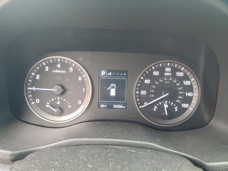 Фото 9 - HYUNDAI TUCSON