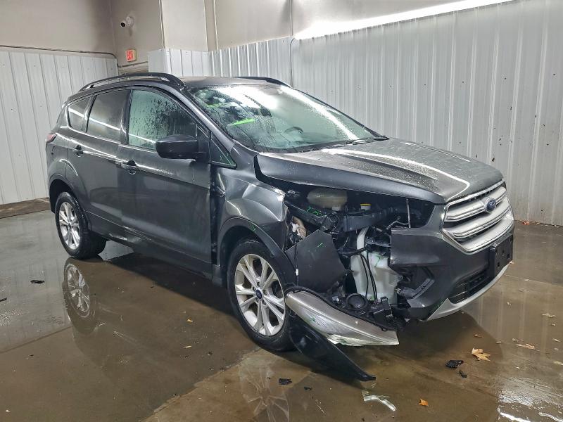 Фото 4 - FORD ESCAPE