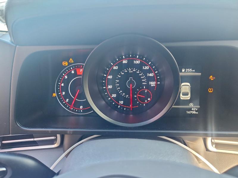 Фото 9 - HYUNDAI ELANTRA