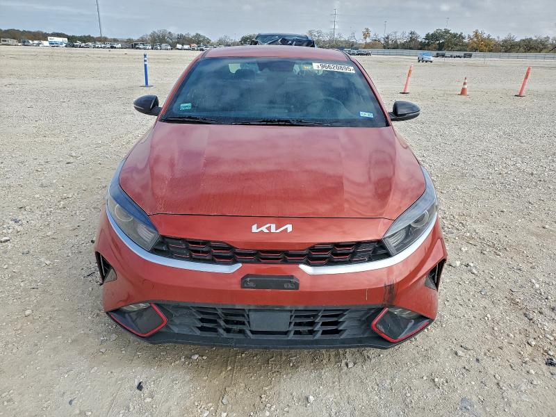 Фото 5 - KIA FORTE