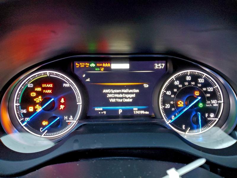 Фото 9 - TOYOTA VENZA