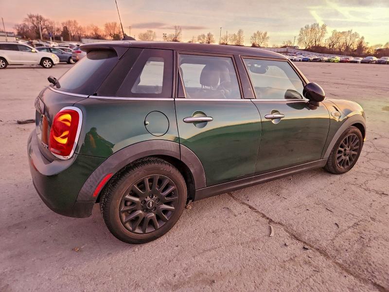 Фото 3 - MINI COOPER