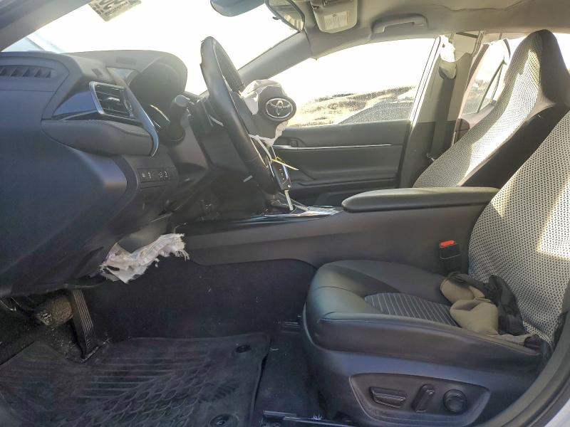 Фото 7 - TOYOTA CAMRY