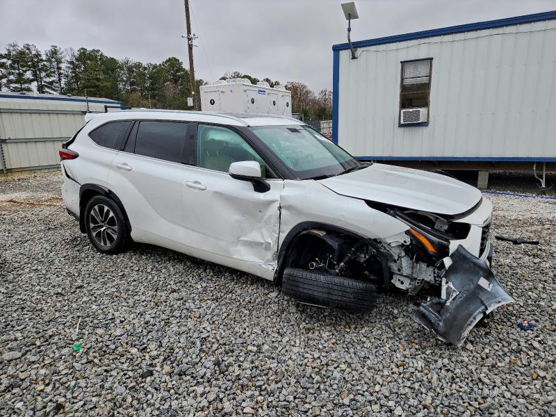 TOYOTA HIGHLANDER 2022 VIN 5TDGZRBH2NS200829