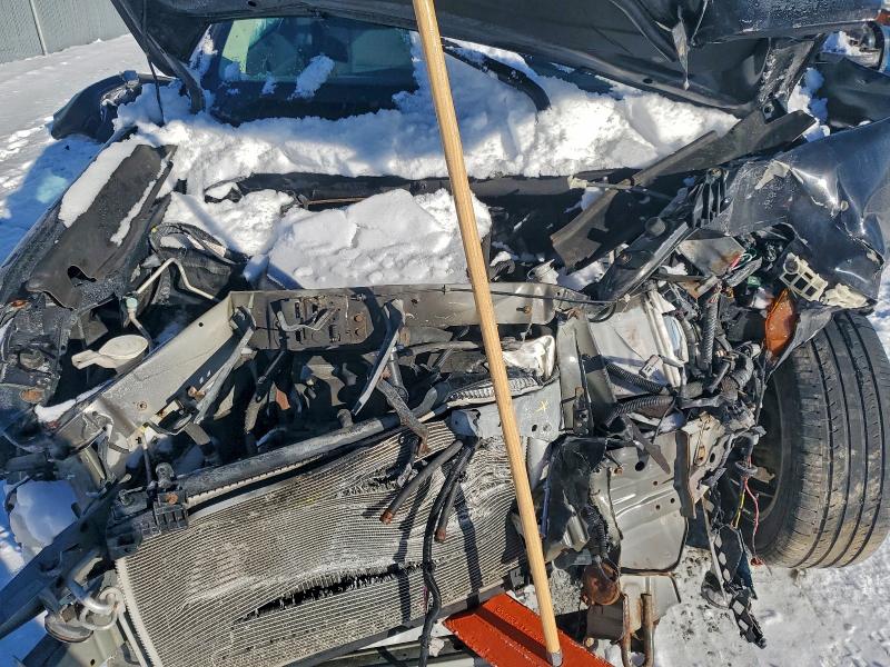 Фото 12 - MITSUBISHI OUTLANDER