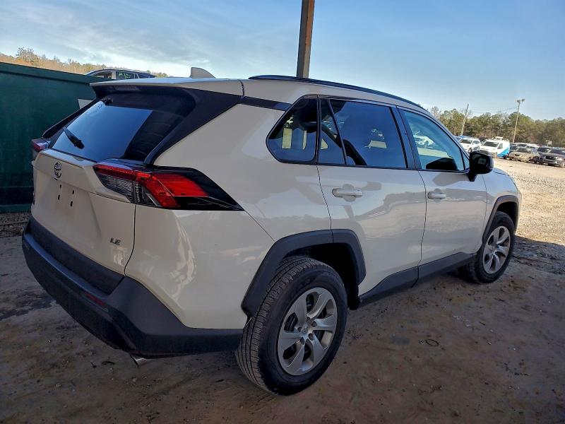 Фото 3 - TOYOTA RAV4