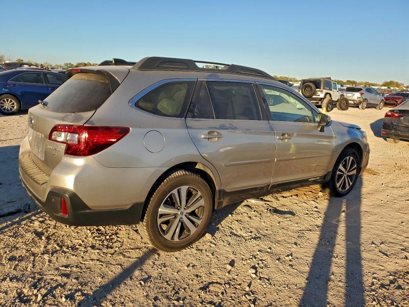 Фото 3 - SUBARU OUTBACK