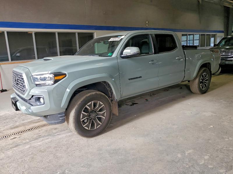 Фото 1 - TOYOTA TACOMA