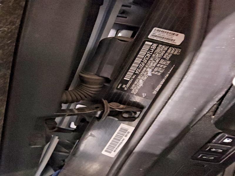 Фото 13 - BMW I SERIES