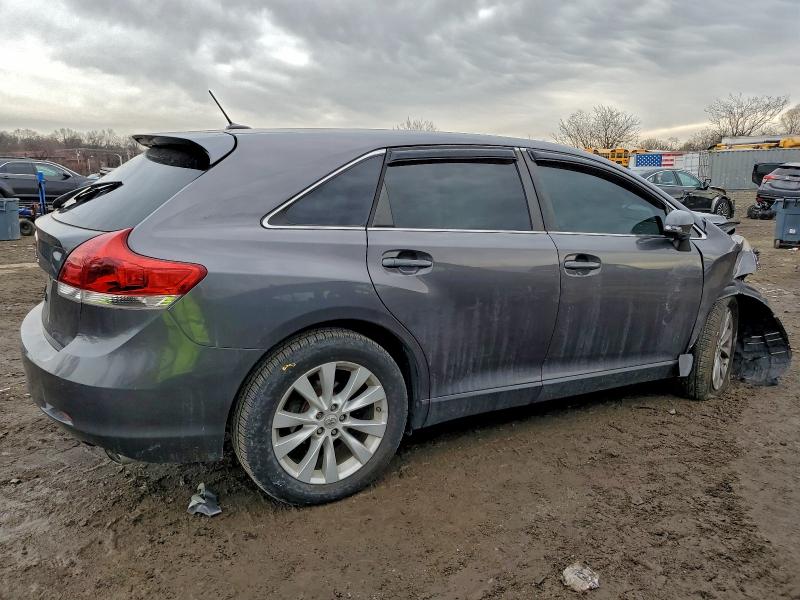 Фото 3 - TOYOTA VENZA