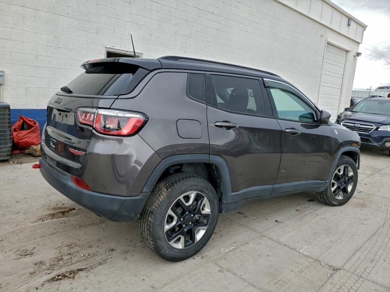 Фото 3 - JEEP COMPASS