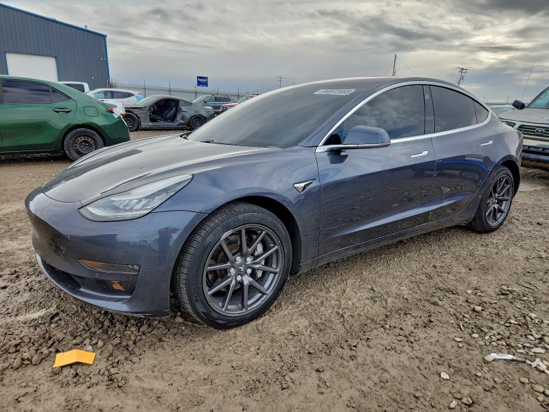 Фото 1 - TESLA MODEL 3