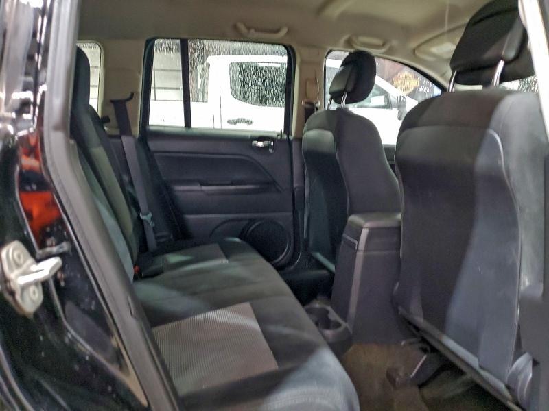 Фото 11 - JEEP COMPASS