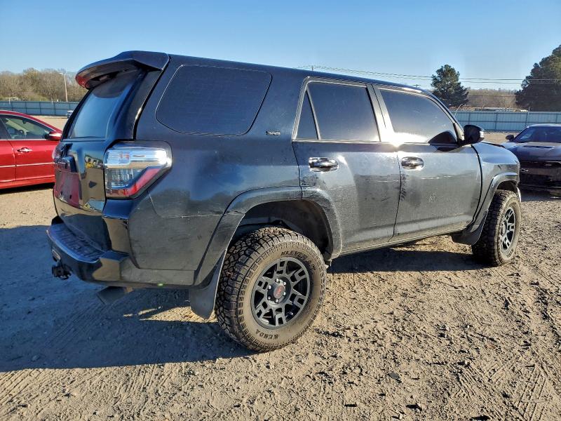 Фото 3 - TOYOTA 4RUNNER