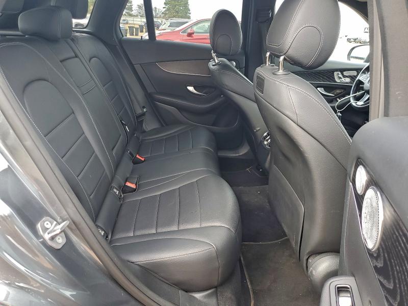 Фото 10 - MERCEDES-BENZ GLC-CLASS