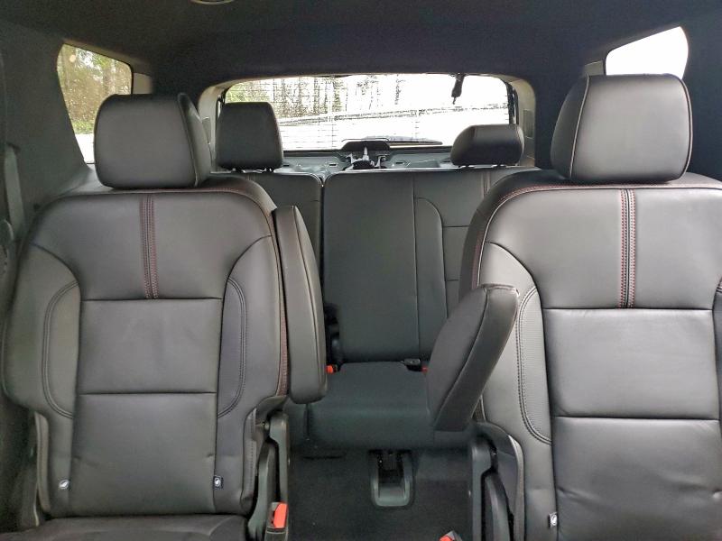 Фото 10 - CHEVROLET TRAVERSE