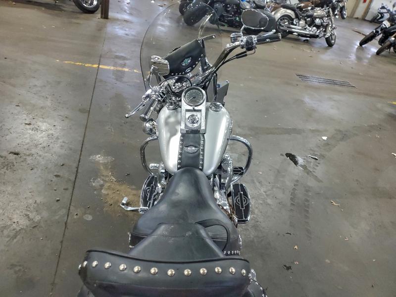 HARLEY-DAVIDSON FL 2003