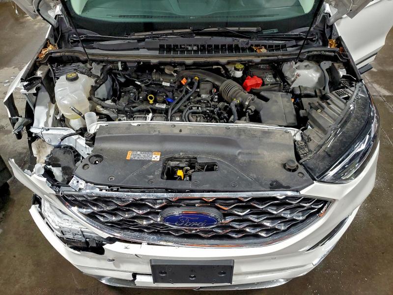 Фото 12 - FORD EDGE