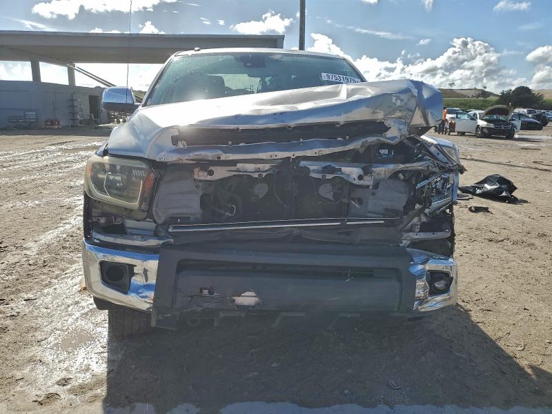 Фото 5 - TOYOTA TUNDRA