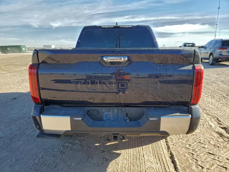 Фото 6 - TOYOTA TUNDRA