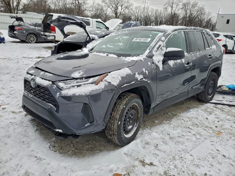 Фото 1 - TOYOTA RAV4