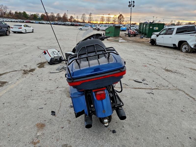 HARLEY-DAVIDSON FL 2022