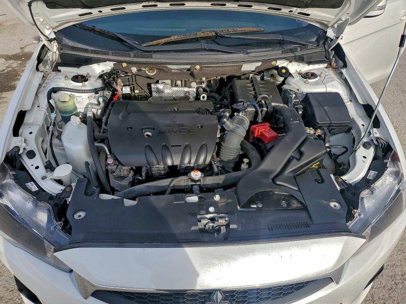 Фото 11 - MITSUBISHI LANCER