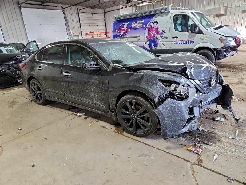 Фото 4 - NISSAN ALTIMA