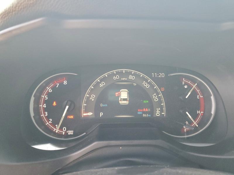 Фото 9 - TOYOTA RAV4