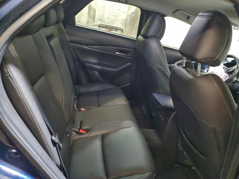 Фото 11 - MAZDA CX30