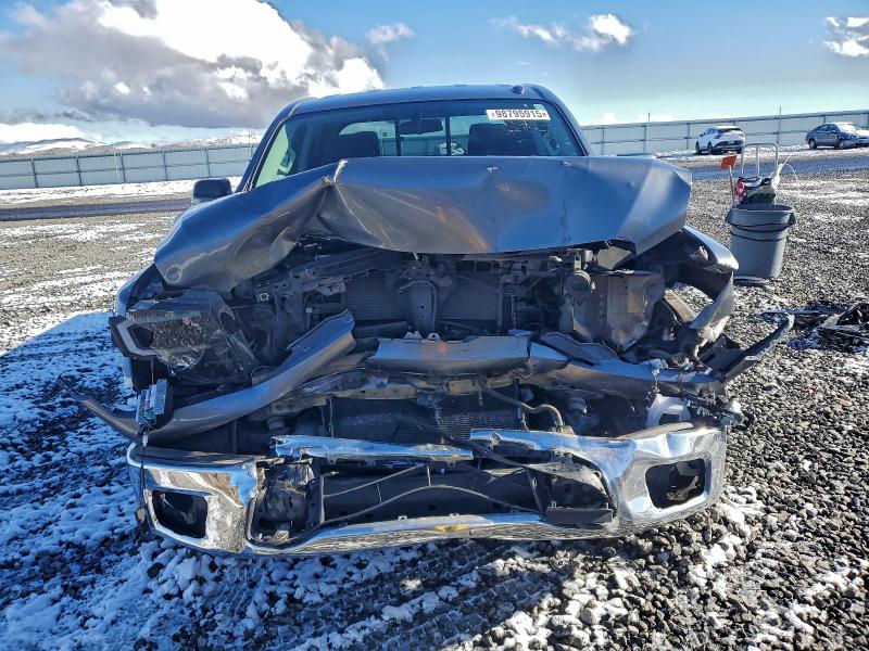 Фото 5 - NISSAN TITAN