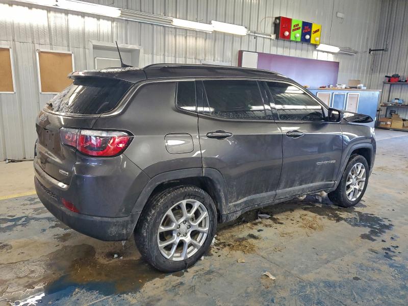 Фото 3 - JEEP COMPASS