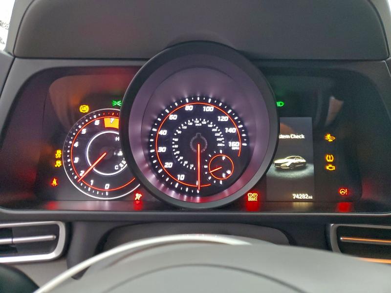 Фото 9 - HYUNDAI ELANTRA