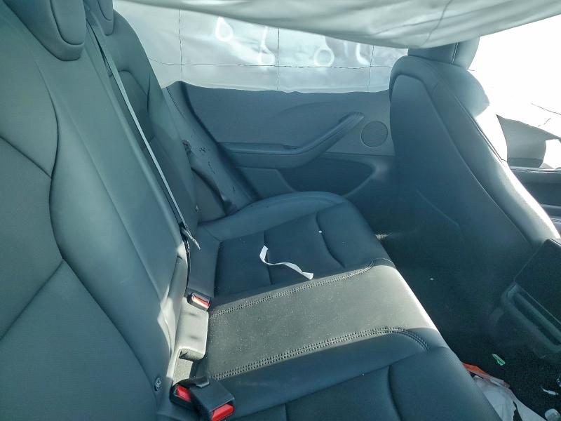 Фото 10 - TESLA MODEL 3