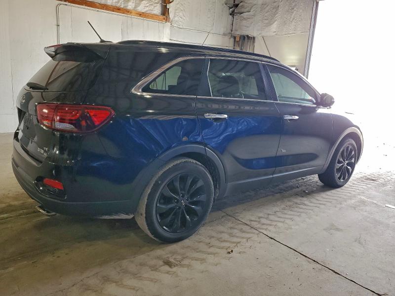 Фото 3 - KIA SORENTO