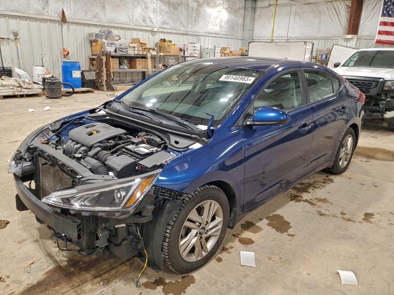 Фото 1 - HYUNDAI ELANTRA