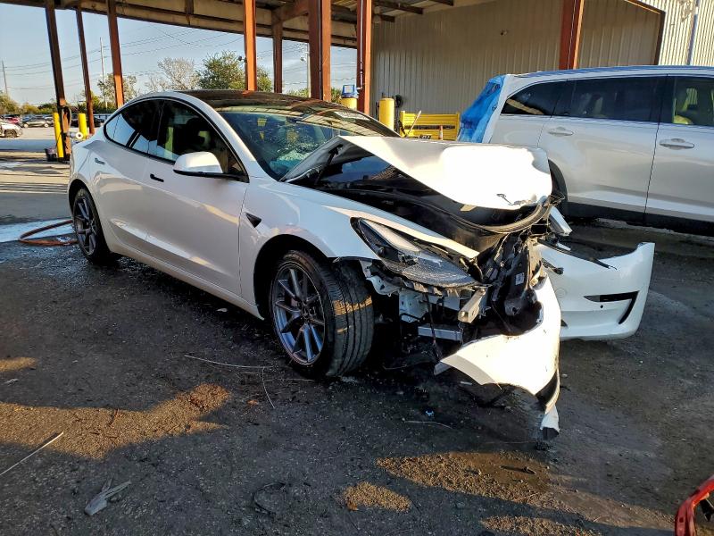 Фото 4 - TESLA MODEL 3