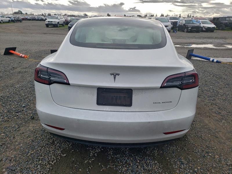 Фото 6 - TESLA MODEL 3