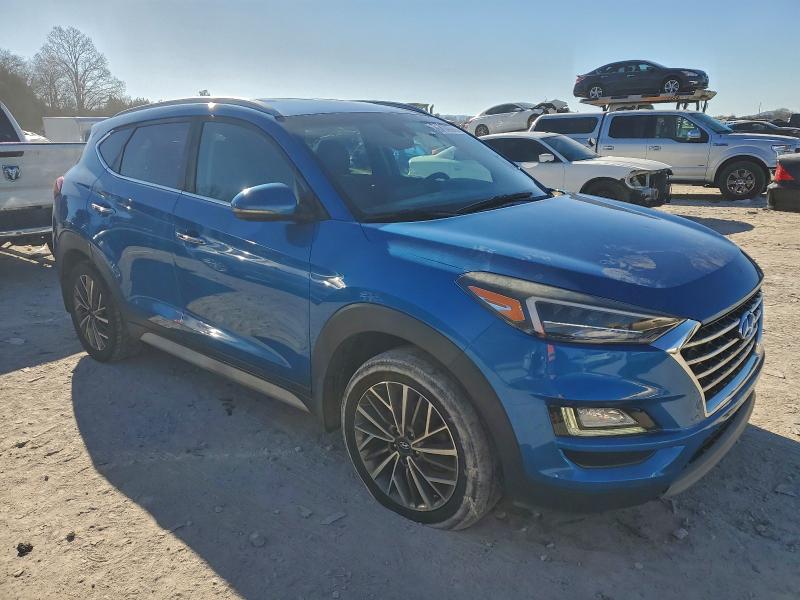 Фото 4 - HYUNDAI TUCSON
