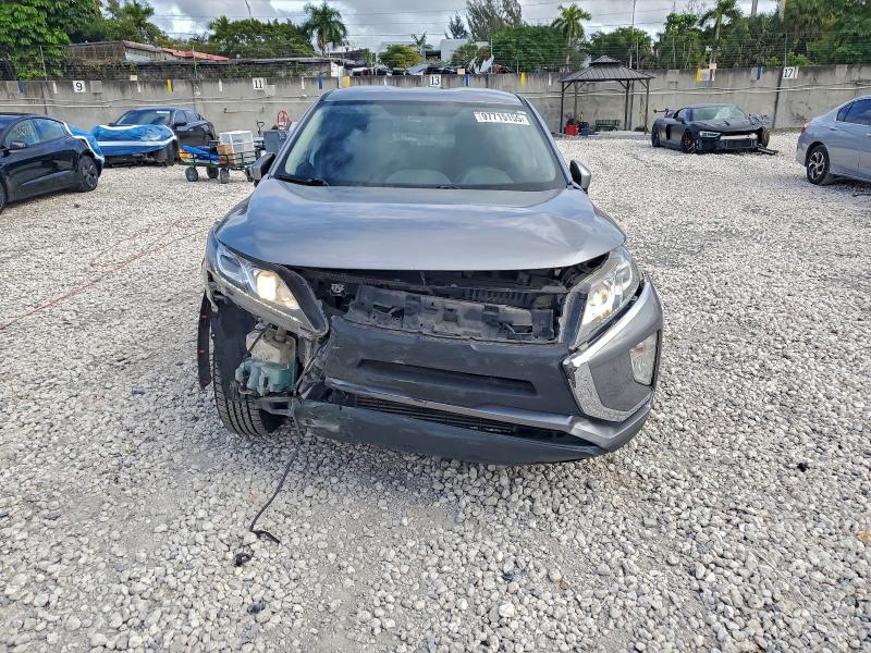 Фото 5 - MITSUBISHI ECLIPSE